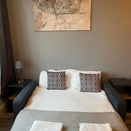 Mandela House Apartments كيركالدي المظهر الخارجي الصورة